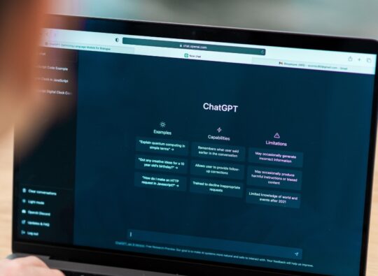 Comando simples ativa modo especialista do ChatGPT; saiba como usar