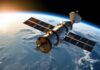 Quedas de satélites da Starlink devem se intensificar nos próximos anos