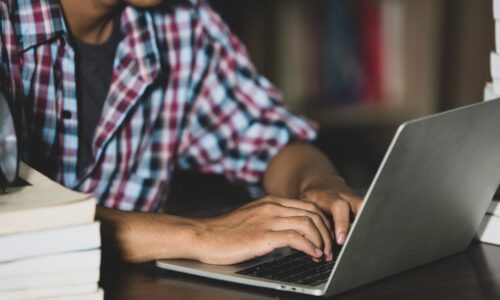 Confira as vagas de estágios, Trainees e Jovem Aprendiz em Uberlândia