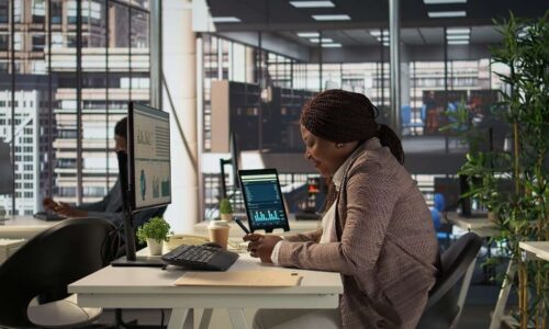 Brasil tem condições econômicas e tecnológicas para reduzir jornada, diz estudo