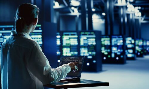 Microsoft inicia operação de novos data centers de IA em SP e quer capacitar 5 milhões de brasileiros