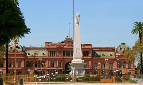 Reforma trabalhista é aprovada na Argentina com aumento da jornada e precarização