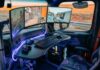 Caminhoneiro viraliza ao instalar PC gamer de US$ 6 mil dentro da cabine
