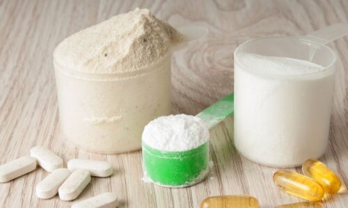 Criados por IA, influenciadores monge e amish vendem suplementos nas redes