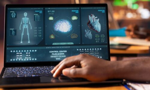Microsoft lança ferramenta de IA que interpreta exames e dados médicos