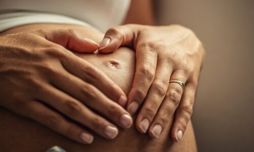 Trabalhadoras temporárias grávidas ganham direito à estabilidade