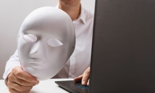 41% dos brasileiros já convivem com deepfakes, aponta estudo