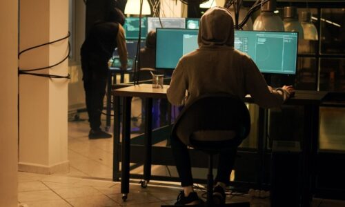 Como o dinheiro digital acelerou a infiltração do crime organizado na economia formal