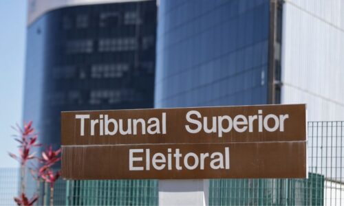 Plataformas digitais e TSE unem esforços contra manipulação por IA durante as eleições