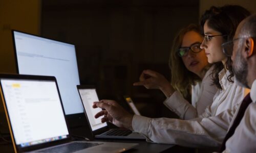 IA e automação mudam o perfil das profissões e impulsionam novas carreiras