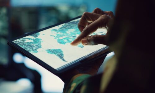 Banco Mundial afirma que IA pode acelerar desenvolvimento de países emergentes