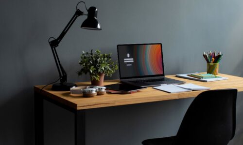 Home office: quais são as regras e o que pode gerar punições ou até demissão