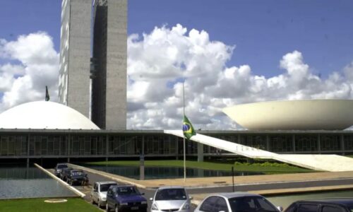 Fim da escala 6×1: PEC pode ser votada no Senado na semana que vem