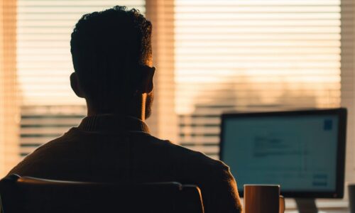 Medo de perder o emprego registra menor nível da série histórica, diz FGV