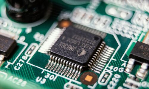 China reforça normas para registro e proteção de layouts de chips