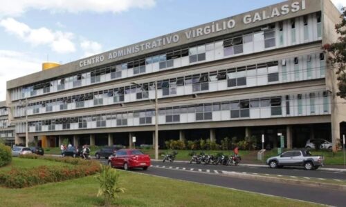Prefeitura de Uberlândia bloqueia R$ 200 milhões do orçamento até o fim do ano