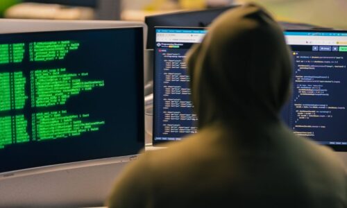 Quadrilhas usam ataques digitais para planejar roubos de hardware nos EUA