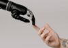 Humanos e inteligência artificial podem se fundir até 2045?